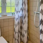 2 Bedroom Beautiful In * ריבה