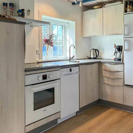 度假居 2 Bedroom Beautiful In 里伯