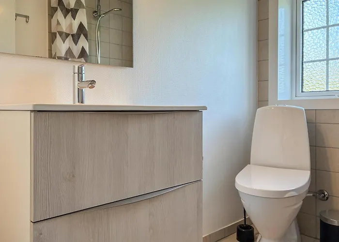 Дом отдыха 2 Bedroom Beautiful In